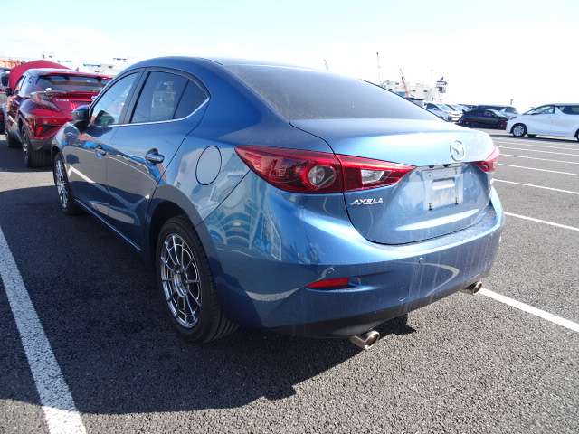 Mazda Axela 2018 Blue