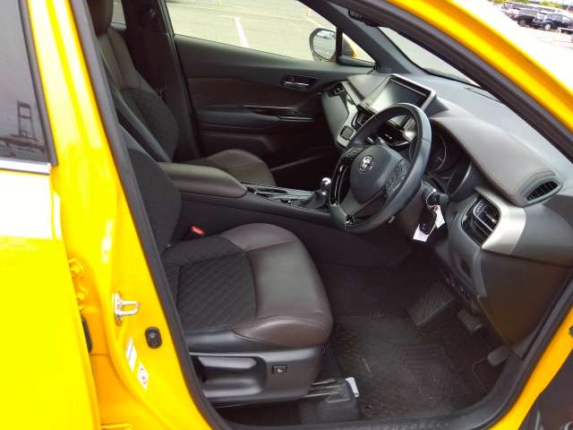 Toyota CHR 2018 Yellow