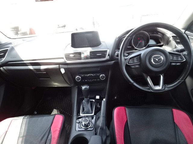 Mazda Axela 2018 Black