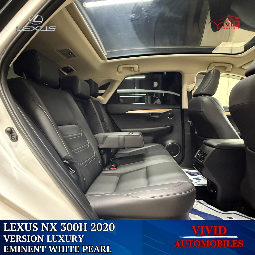 𝐋𝐄𝐗𝐔𝐒 𝐍𝐗 𝟑𝟎𝟎𝐇 𝟐𝟎𝟐𝟎 𝐕𝐄𝐑𝐒𝐈𝐎𝐍 𝐋, 𝐄𝐌𝐈𝐍𝐄𝐍𝐓 𝐖𝐇𝐈𝐓𝐄 𝐏𝐄𝐀𝐑𝐋