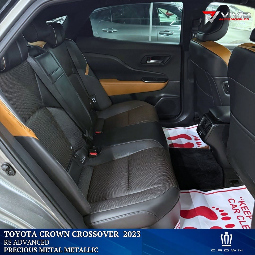 TOYOTA CROWN CROSSOVER