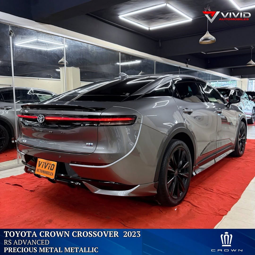 TOYOTA CROWN CROSSOVER