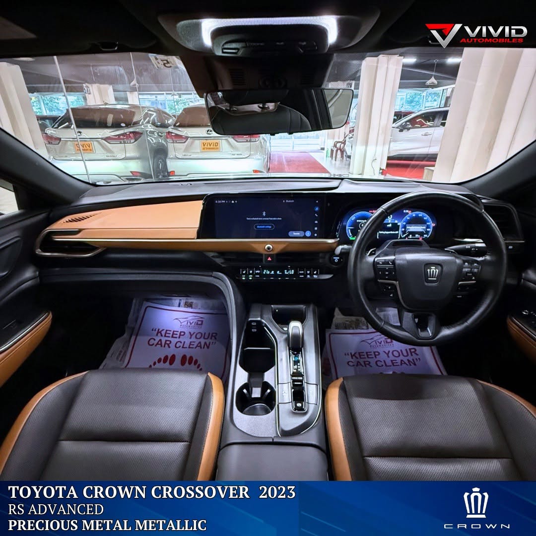 TOYOTA CROWN CROSSOVER