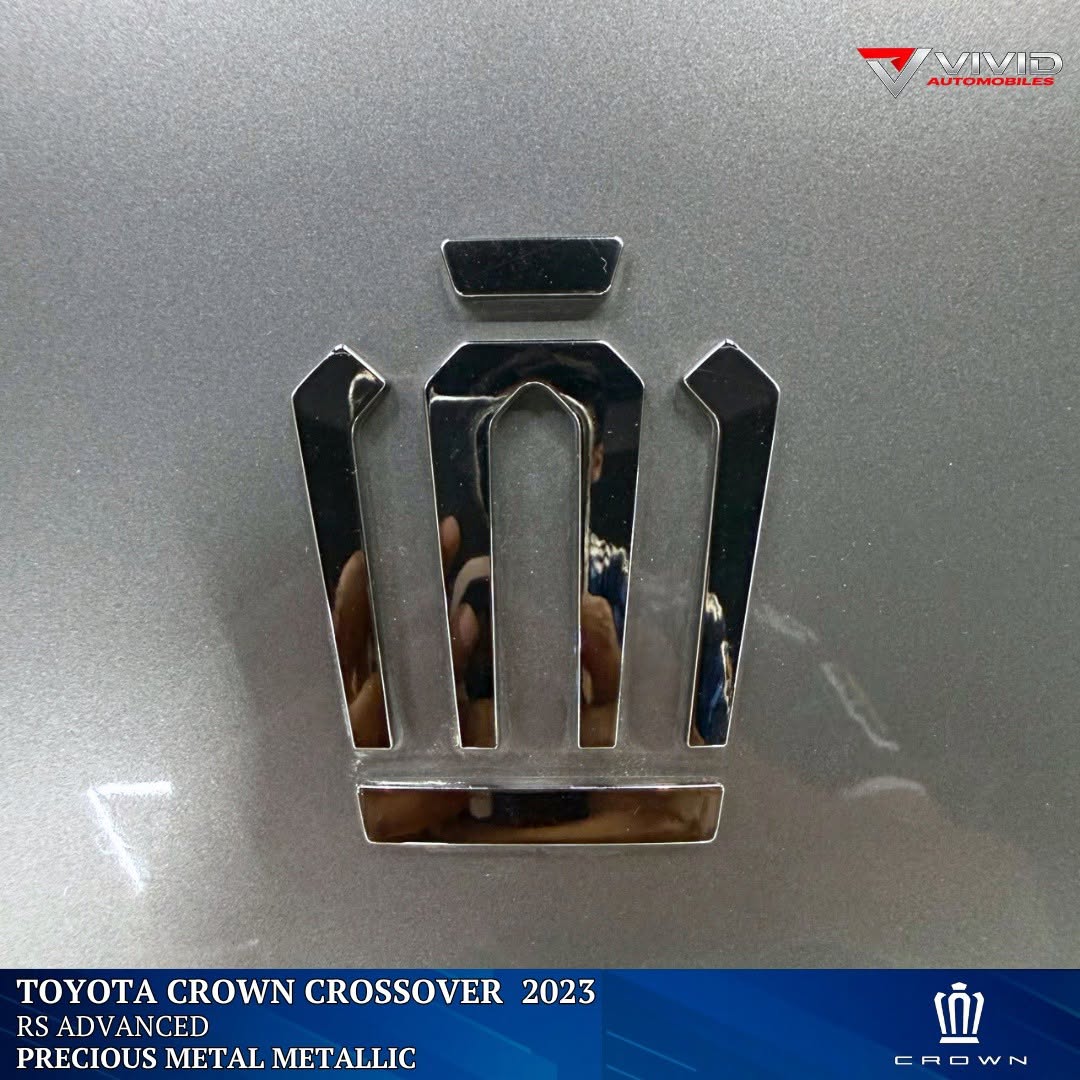 TOYOTA CROWN CROSSOVER
