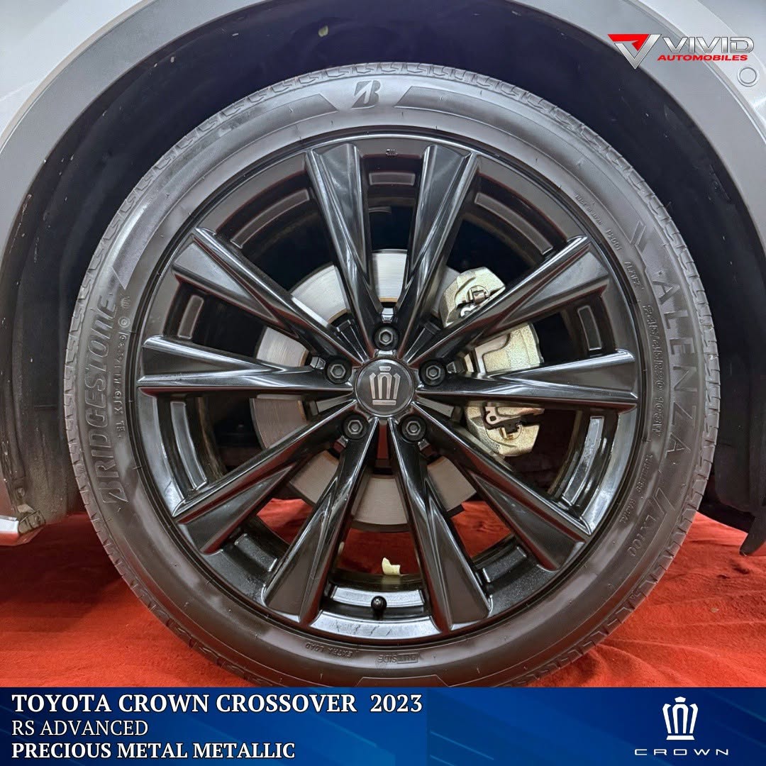 TOYOTA CROWN CROSSOVER