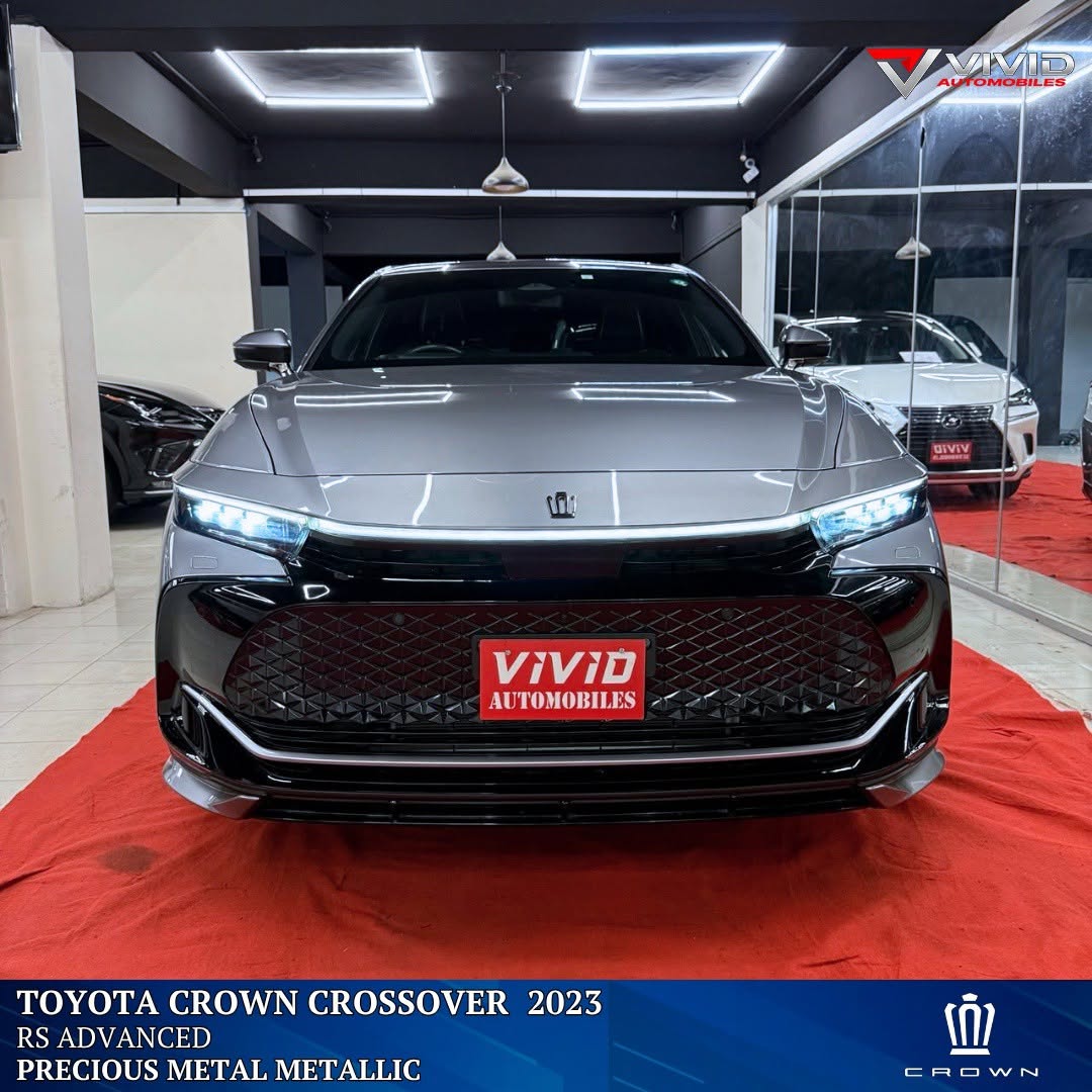 TOYOTA CROWN CROSSOVER