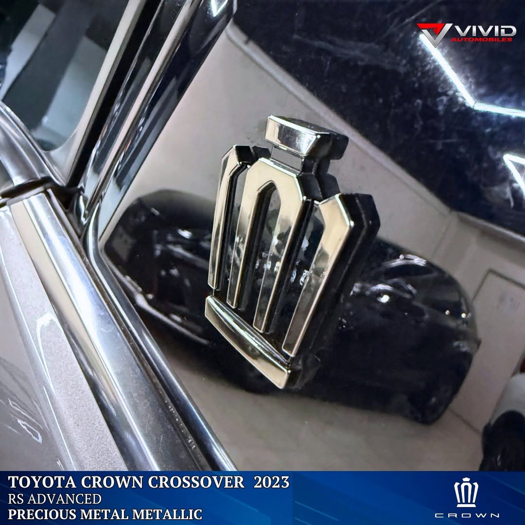 TOYOTA CROWN CROSSOVER