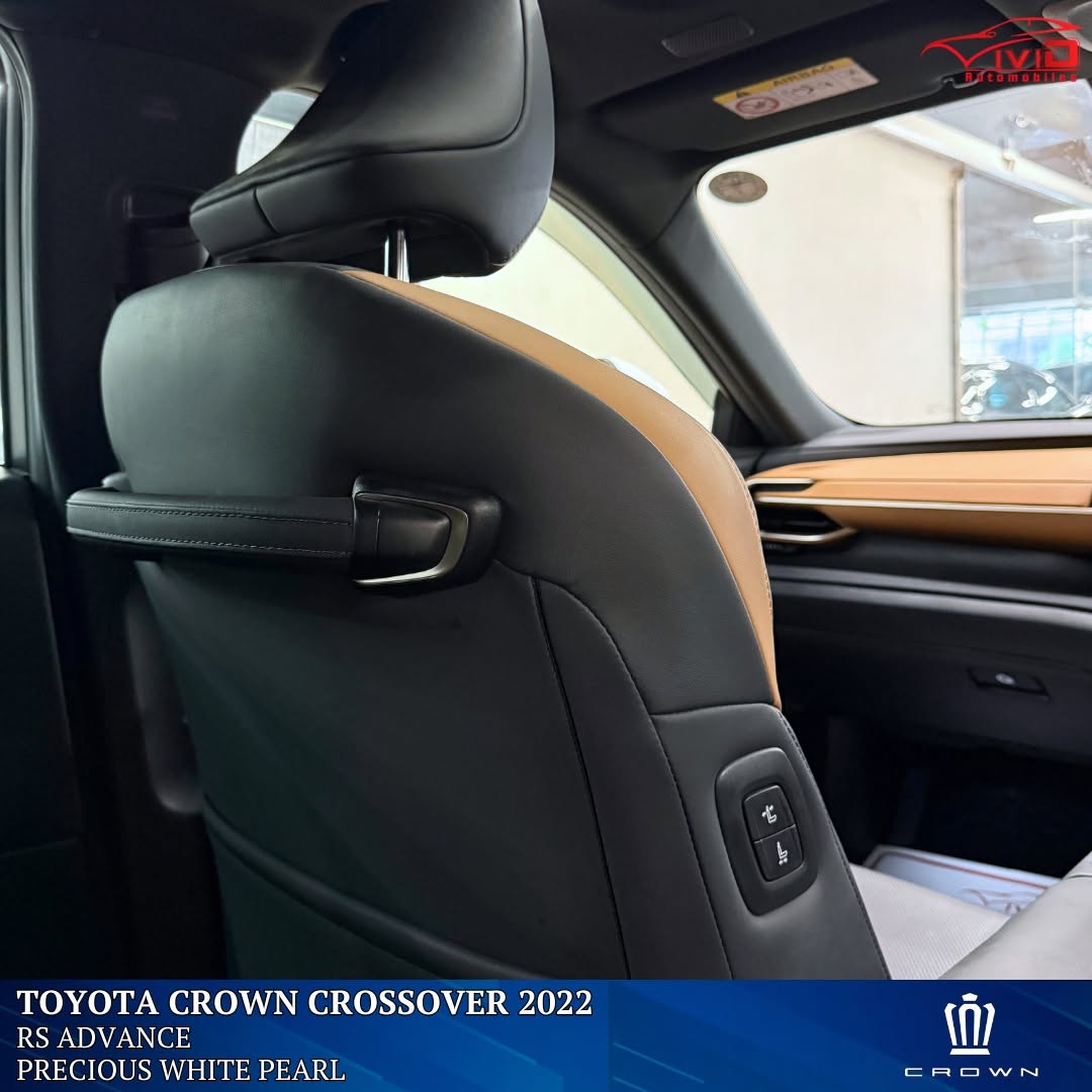 TOYOTA CROWN CROSSOVER