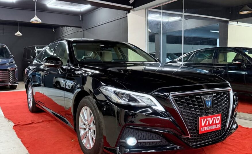TOYOTA CROWN HV