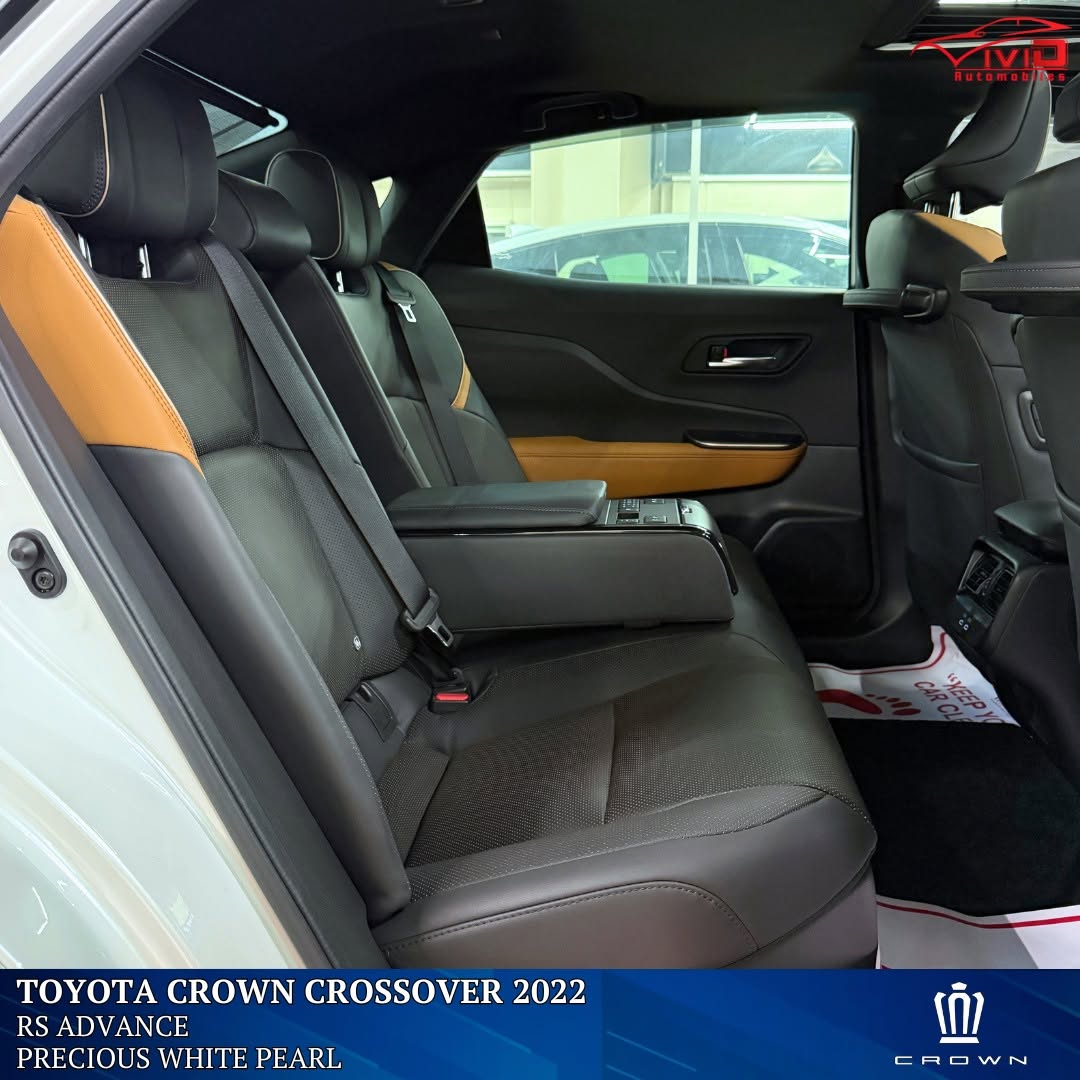 TOYOTA CROWN CROSSOVER