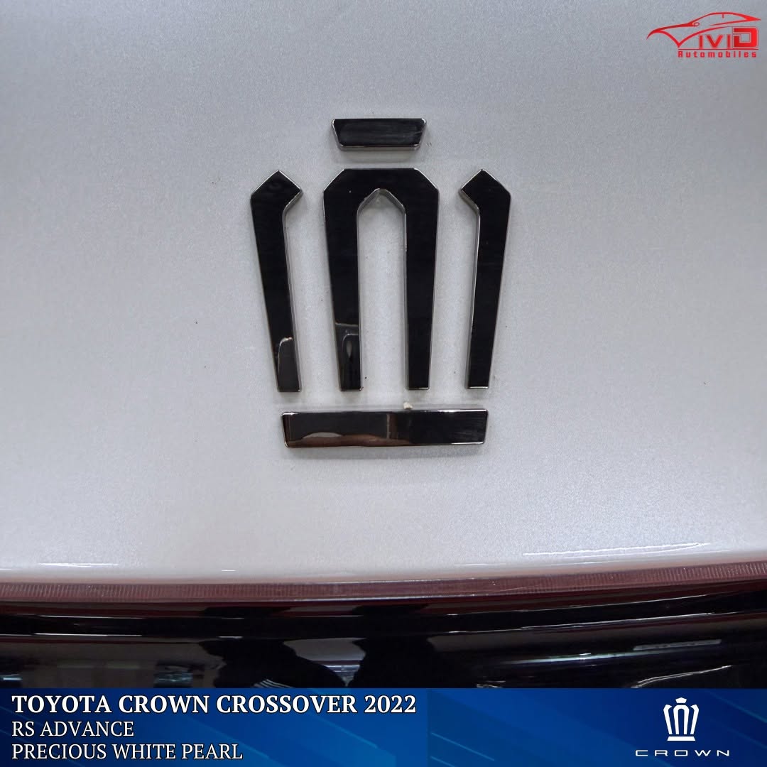 TOYOTA CROWN CROSSOVER
