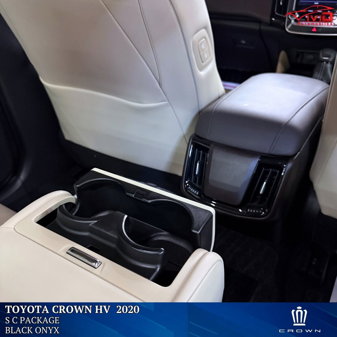 TOYOTA CROWN HV