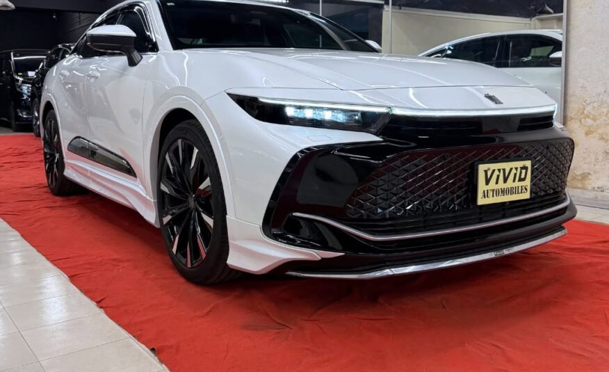 TOYOTA CROWN CROSSOVER