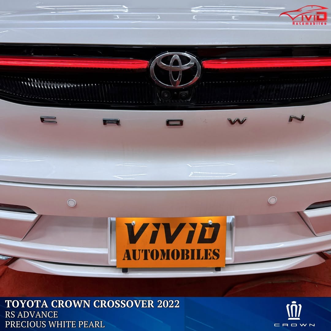 TOYOTA CROWN CROSSOVER