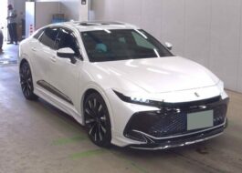 TOYOTA CROWN Crossover