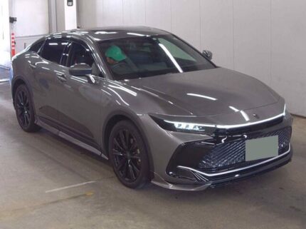 TOYOTA CROWN Crossover