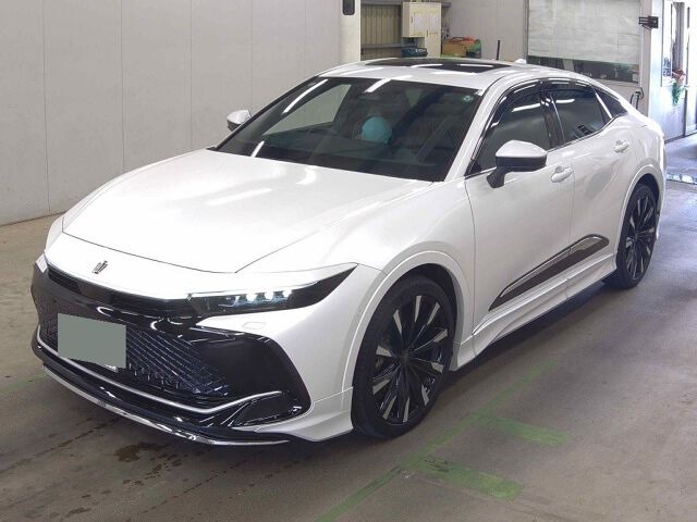 TOYOTA CROWN Crossover