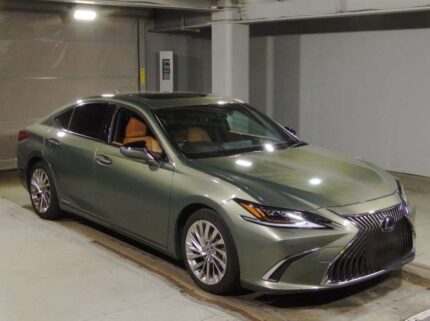 𝐋𝐄𝐗𝐔𝐒 𝐄𝐒 𝟑𝟎𝟎𝐇 𝐕𝐞𝐫𝐬𝐢𝐨𝐧 𝐋 𝟐𝟎𝟐𝟎 𝐒𝐮𝐧𝐥𝐢𝐭 𝐆𝐫𝐞𝐞𝐧