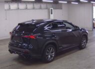 𝐋𝐄𝐗𝐔𝐒 𝐍𝐗 𝟑𝟎𝟎𝐇 𝟐𝟎𝟐𝟎 𝐁𝐥𝐚𝐜𝐤 𝐅 𝐒𝐩𝐨𝐫𝐭