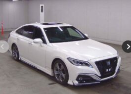 𝐓𝐎𝐘𝐎𝐓𝐀 𝐂𝐑𝐎𝐖𝐍 𝟐𝟎𝟐𝟎,𝐑𝐒 𝐀𝐝𝐯𝐚𝐧𝐜𝐞 ,𝐂𝐫𝐲𝐬𝐭𝐚𝐥 𝐖𝐡𝐢𝐭𝐞 𝐏𝐞𝐚𝐫𝐥