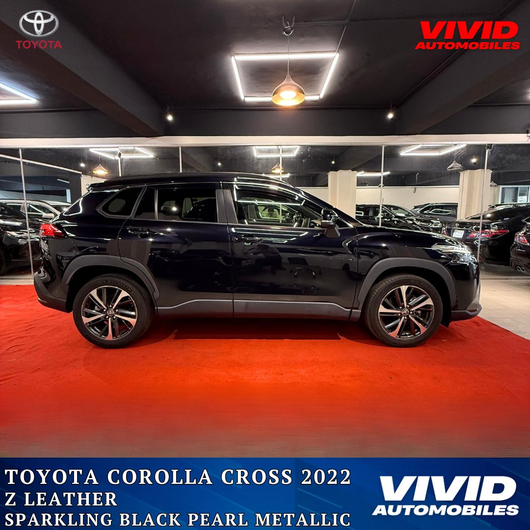 𝐓𝐎𝐘𝐎𝐓𝐀 𝐂𝐎𝐑𝐎𝐋𝐋𝐀 𝐂𝐑𝐎𝐒𝐒 𝟐𝟎𝟐𝟐𝐙 𝐋𝐞𝐚𝐭𝐡𝐞𝐫 𝐁𝐥𝐚𝐜𝐤