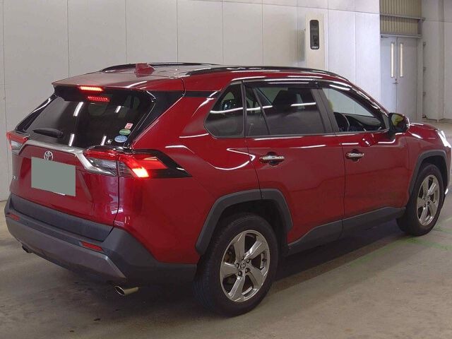 𝐓𝐎𝐘𝐎𝐓𝐀 𝐑𝐀𝐕𝟒 𝟐𝟎𝟐𝟎