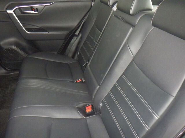 𝐓𝐎𝐘𝐎𝐓𝐀 𝐑𝐀𝐕𝟒 𝟐𝟎𝟐𝟎