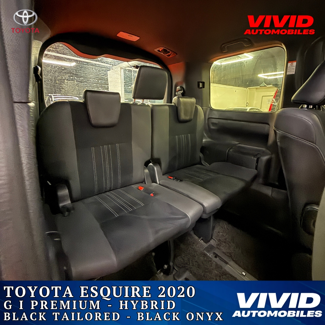 2020 Toyota Esquire Gi Premium Package Black Onyx reconditioned MPV