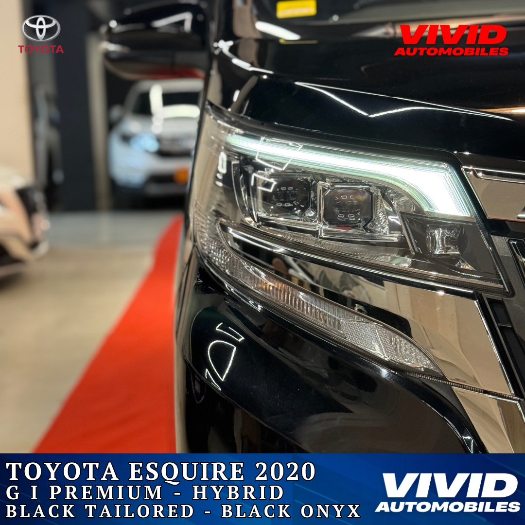 2020 Toyota Esquire Gi Premium Package Black Onyx reconditioned MPV
