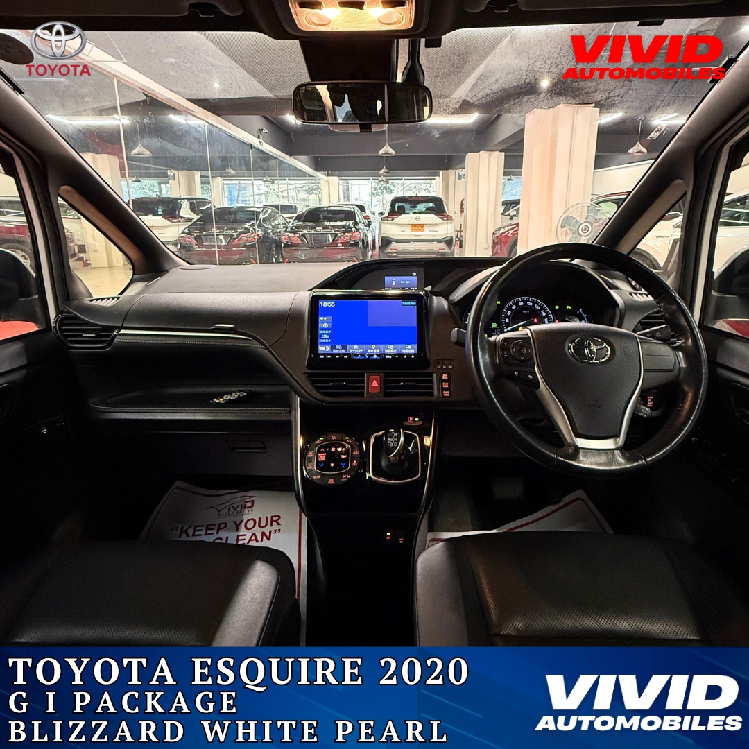 Toyota esquire hybrid car