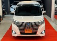 Toyota esquire hybrid car