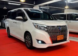 Toyota esquire hybrid car