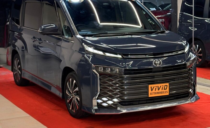 toyota voxy 2022