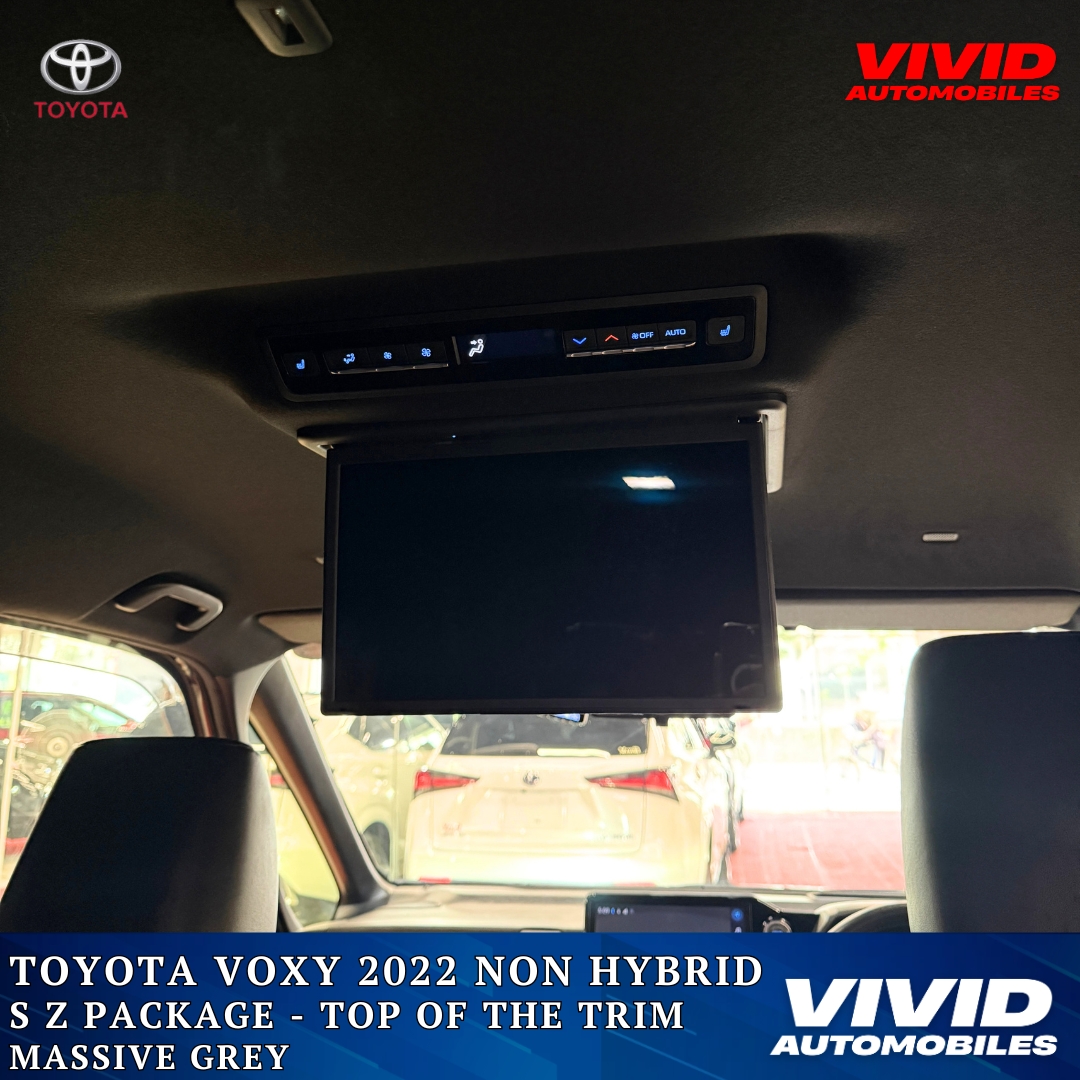 toyota voxy 2022