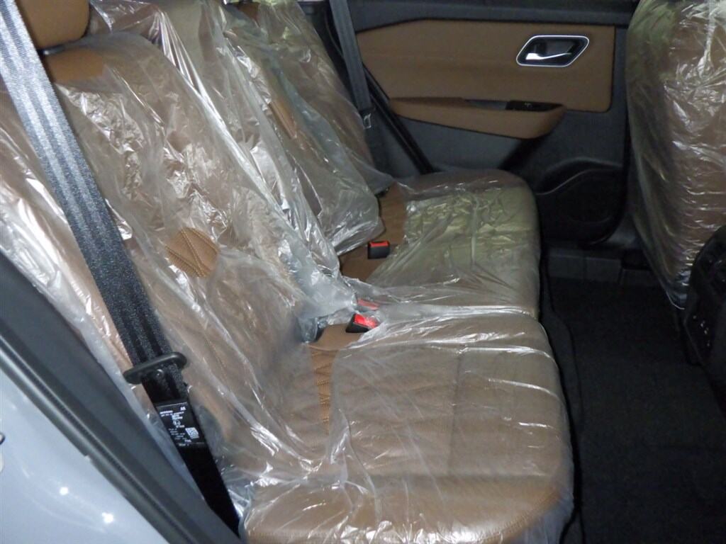 BRAND NEW NISSAN X-Trail