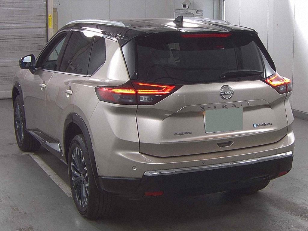 BRAND NEW NISSAN X-Trail