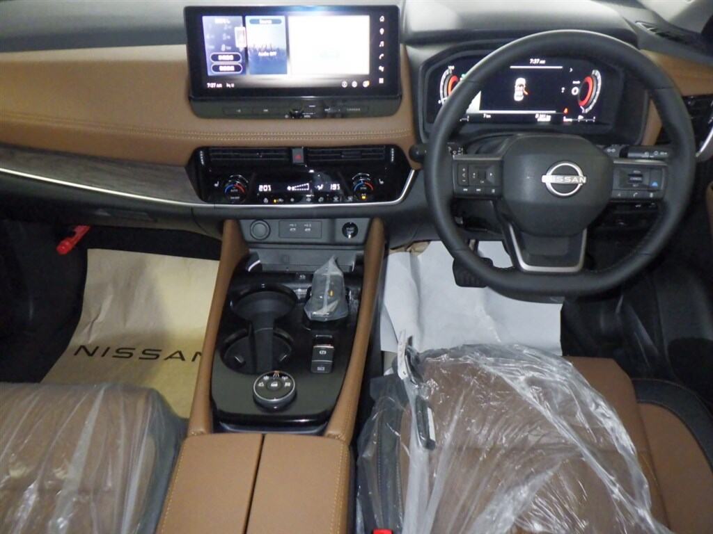 BRAND NEW NISSAN X-Trail