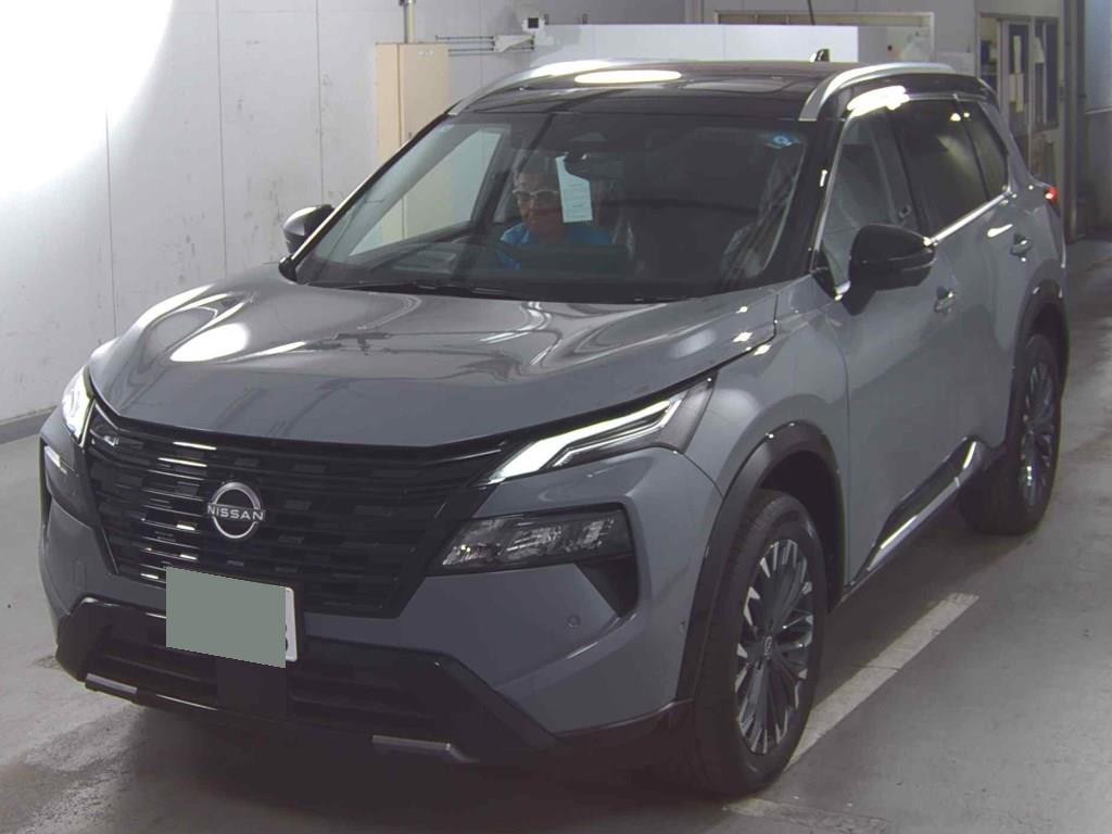 BRAND NEW NISSAN X-Trail
